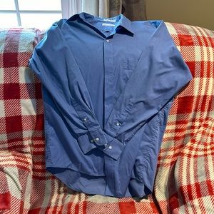 EUC MEN’s Pierre Cardin button down dress shirt, 15.5 by 32/33, Blue